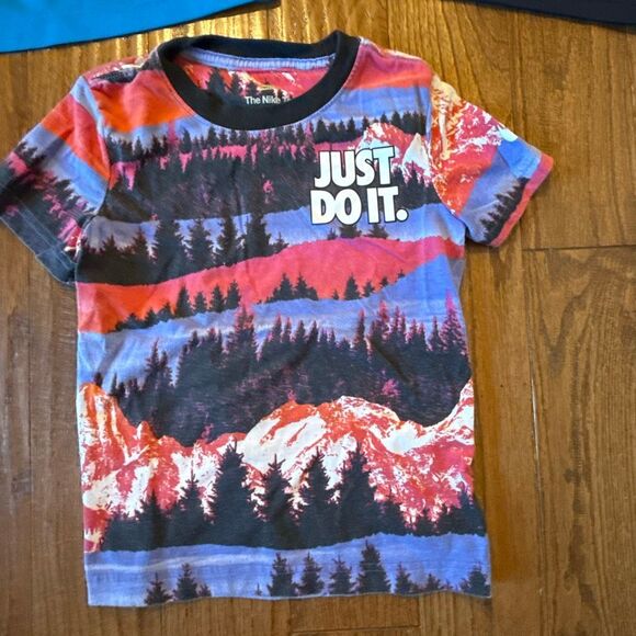 Boys Nike size 6/7 tshirt muscle tank bundle - Picture 3 of 9